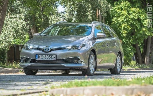 Toyota Auris Liderem Hybryd W Polsce Polska Izba Motoryzacji