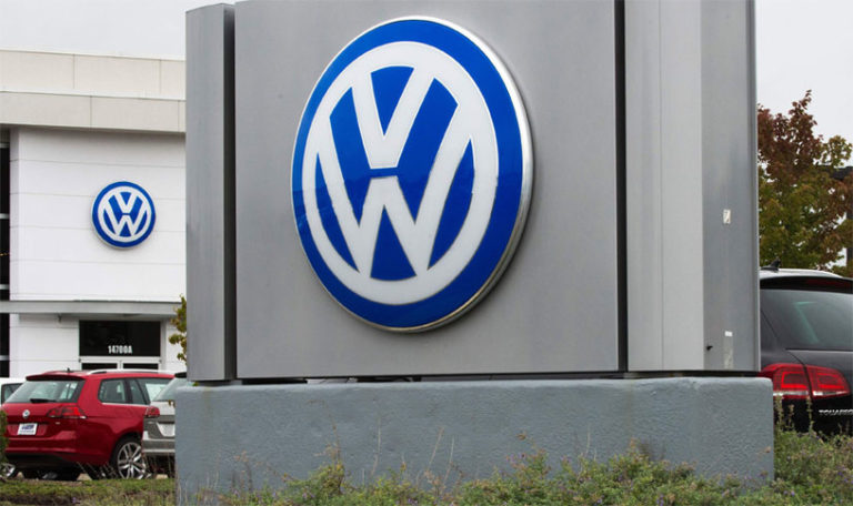 Skandal z pomiarem emisji spalin. Volkswagen zawarł