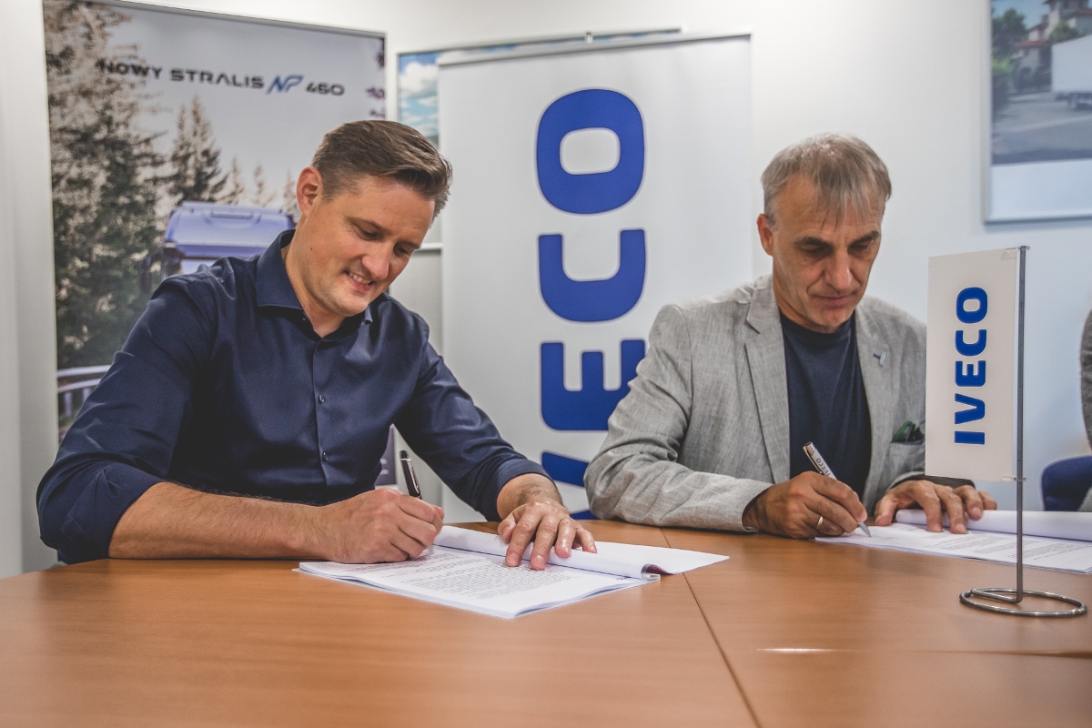 IVECO Poland oraz firma Don Trucking podpisali umowę na dostawę 20