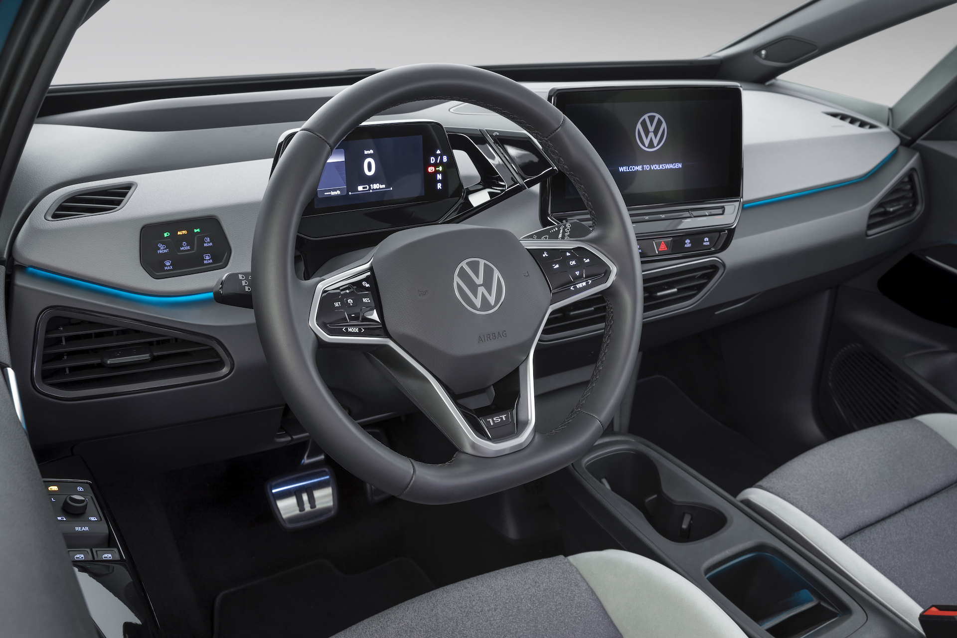 Id 3.3 5. Volkswagen ID.3 Interior. Фольксваген электро id6. Volkswagen id3. VW id3 интерьер.